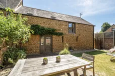 Earls Lane, Deddington, OX15 photo 12