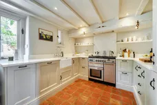 Earls Lane, Deddington, OX15 photo 13