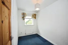 Cwrt Y Waun, Beddau, Pontypridd