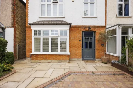 Newstead Road, London, SE12