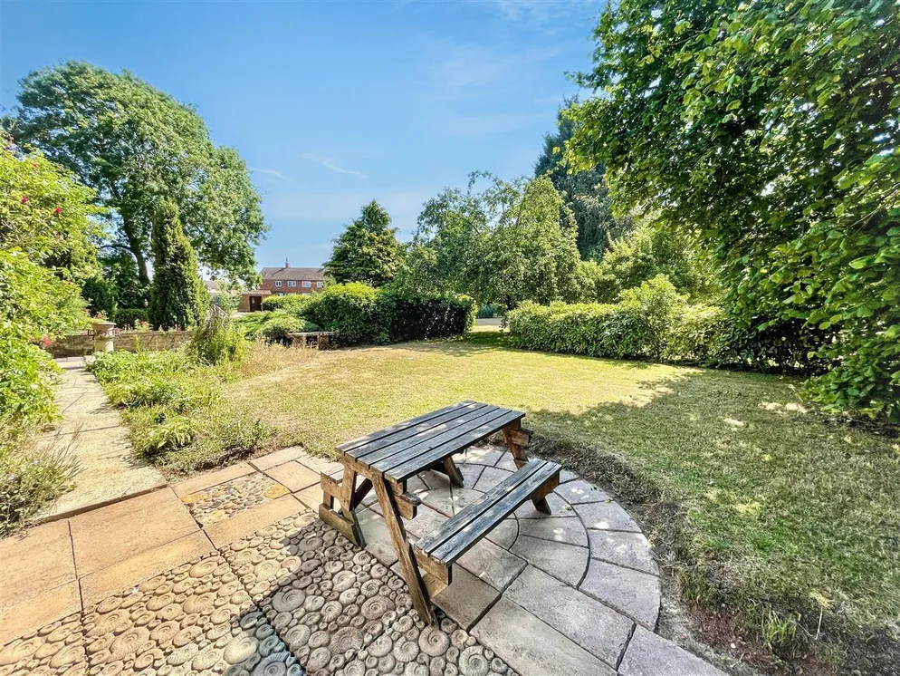 Property carousel item 16