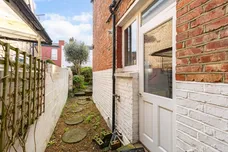 Maybury Gardens London NW10 photo 9