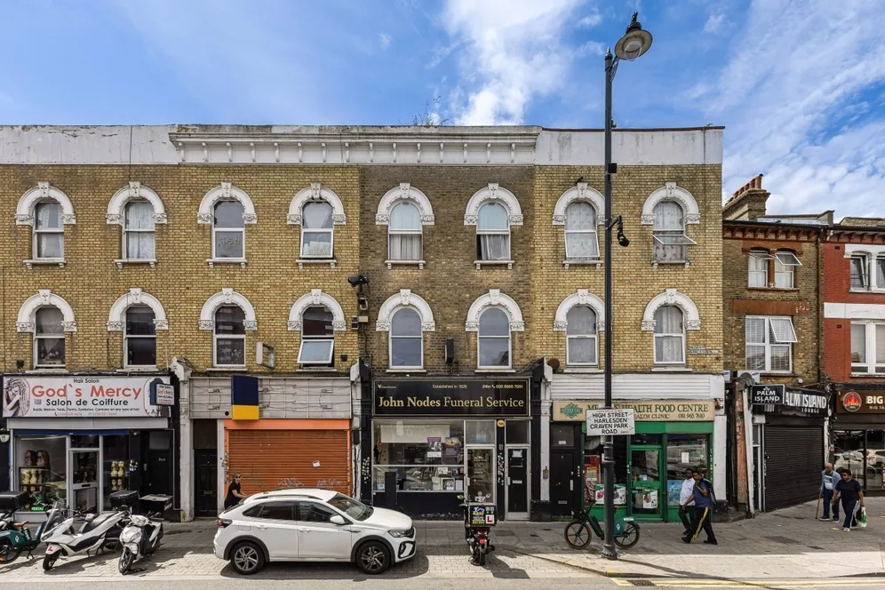 4 High Street London NW10 photo 12