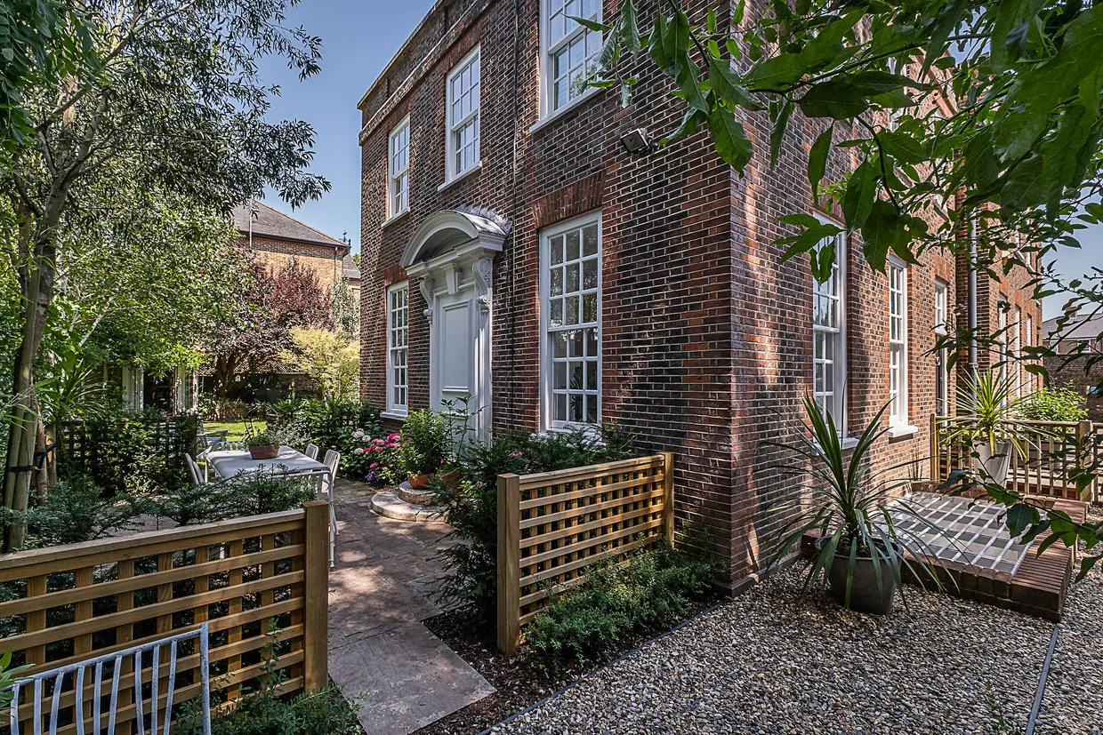 Roehampton Lane, London, SW15 photo 7
