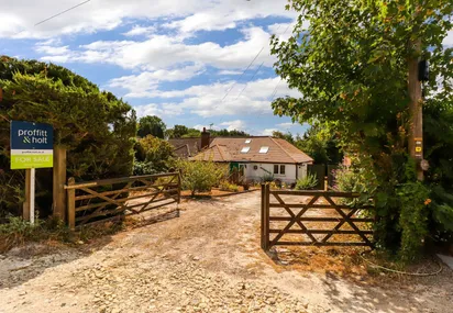 Bell Lane, Bedmond, WD5