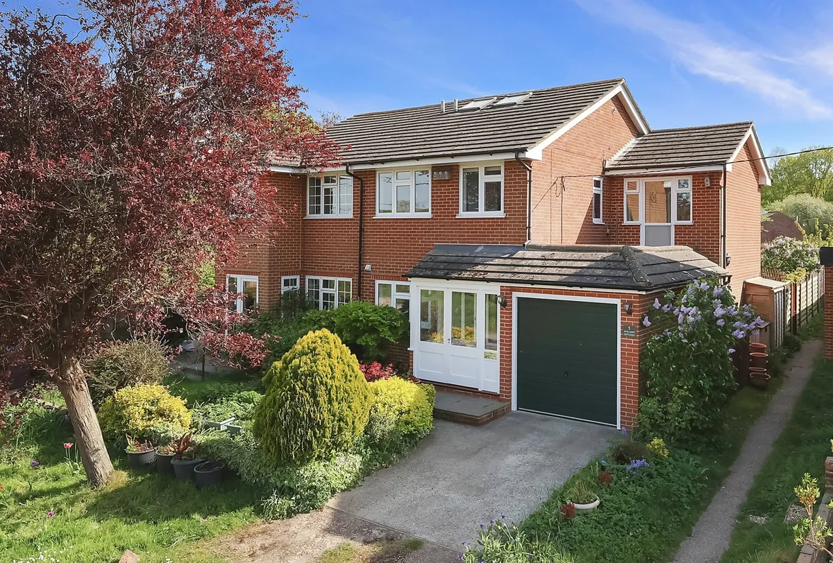 Norfolk Lane, Mid Holmwood, Dorking, Surrey, RH5