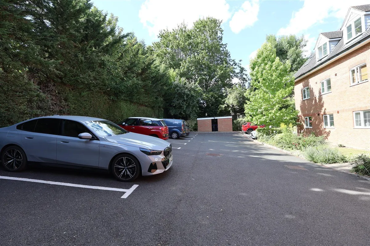 Park View, Gadebridge Lane, Hemel Hempstead, Hertfordshire, HP1 3JG