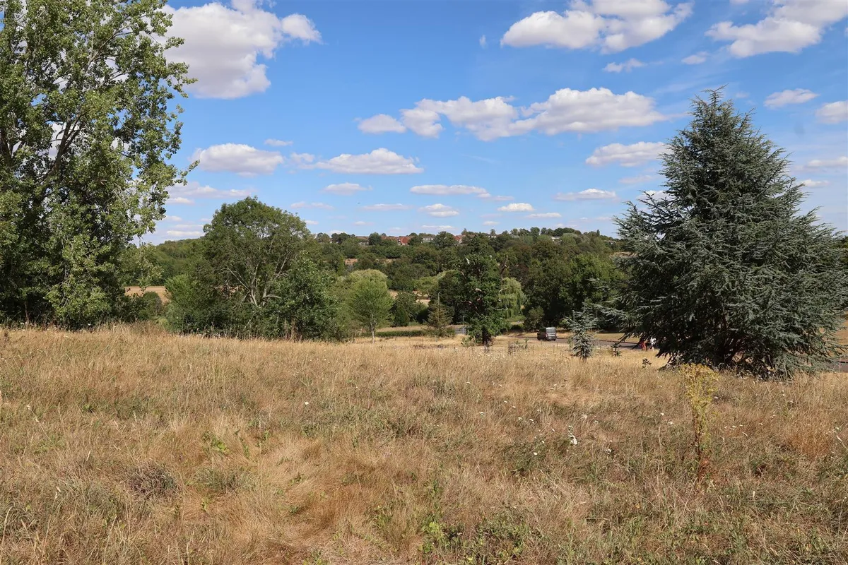 Park View, Gadebridge Lane, Hemel Hempstead, Hertfordshire, HP1 3JG