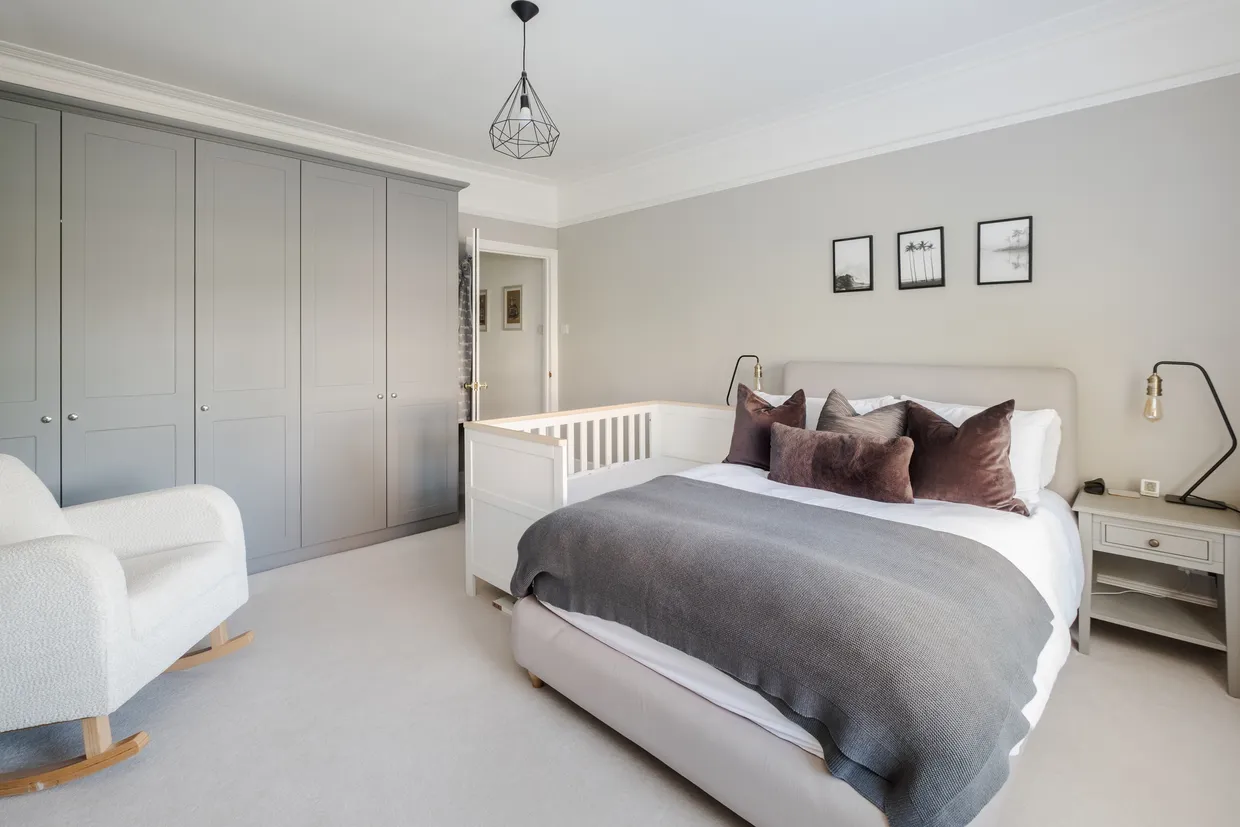 Dukes Avenue, London, N10 photo 16