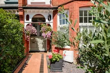 Dukes Avenue, London, N10 photo 30