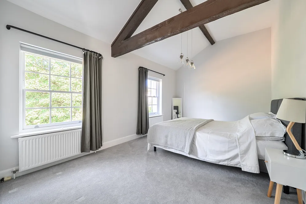 Harefield Grove, Cheltenham, GL50 photo 5