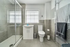 Harefield Grove, Cheltenham, GL50 photo 7