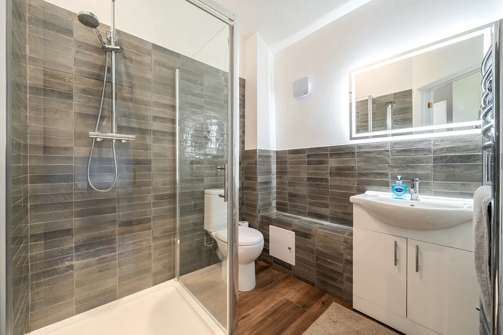 Harefield Grove, Cheltenham, GL50 photo 10