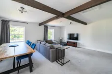 Harefield Grove, Cheltenham, GL50 photo 15