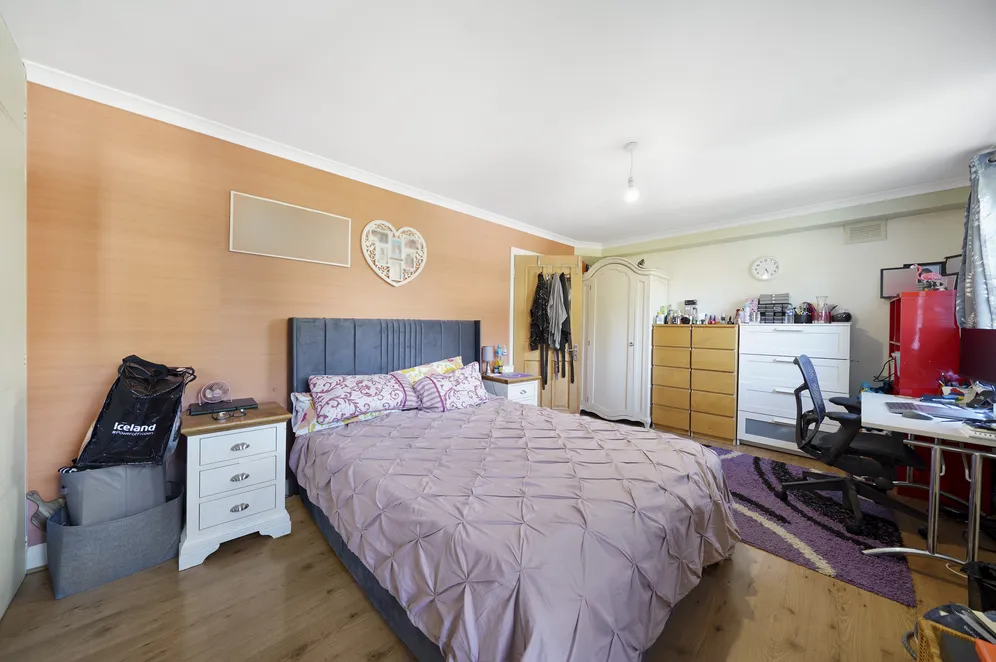 Whinfell Close, London, SW16 photo 3