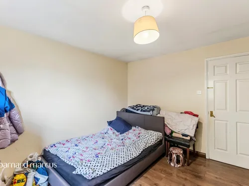 Kennedy Close, Mitchamphoto