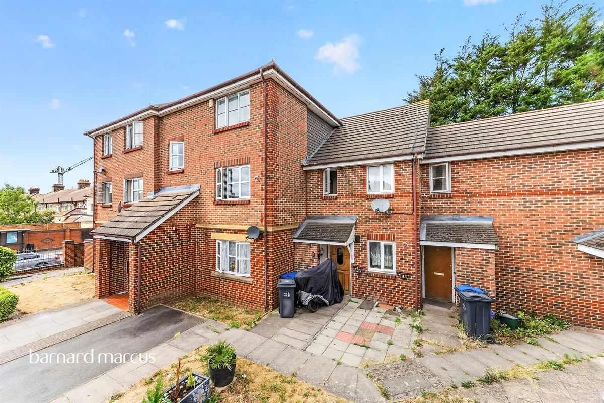 Kennedy Close, Mitcham