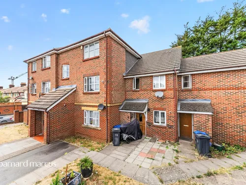 Kennedy Close, Mitchamphoto