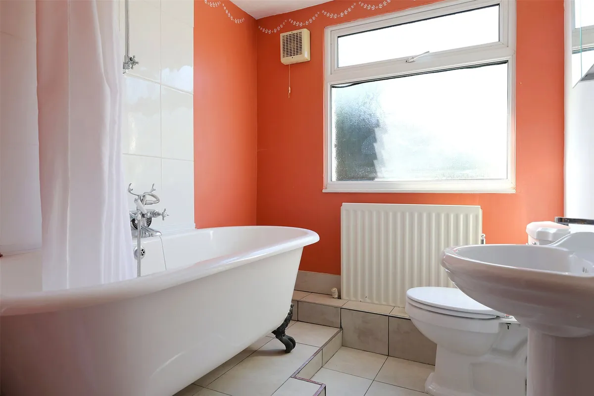 Paynesfield Road, Tatsfield, Westerham, Surrey, TN16