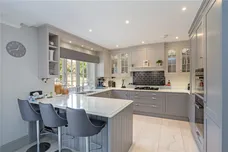Eastwood Place, Hook, RG27 photo 6