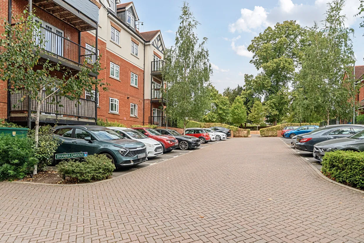 Bhamra Gardens, Maidenhead, SL6 photo 10