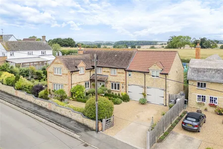 St. Andrews Lane, Titchmarsh, NN14