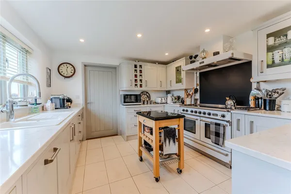 St. Andrews Lane, Titchmarsh, NN14 photo 3