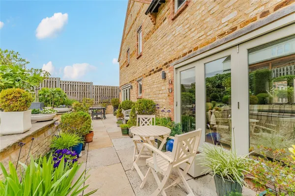 St. Andrews Lane, Titchmarsh, NN14 photo 19