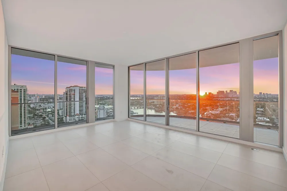 153 N Seabreeze Blvd, Fort Lauderdale, FL 33304