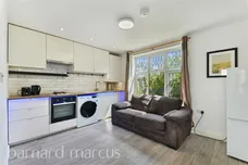 Sunbury Way, Hanworth, FELTHAM