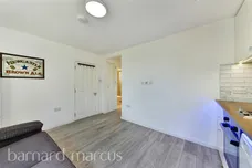 Sunbury Way, Hanworth, FELTHAM