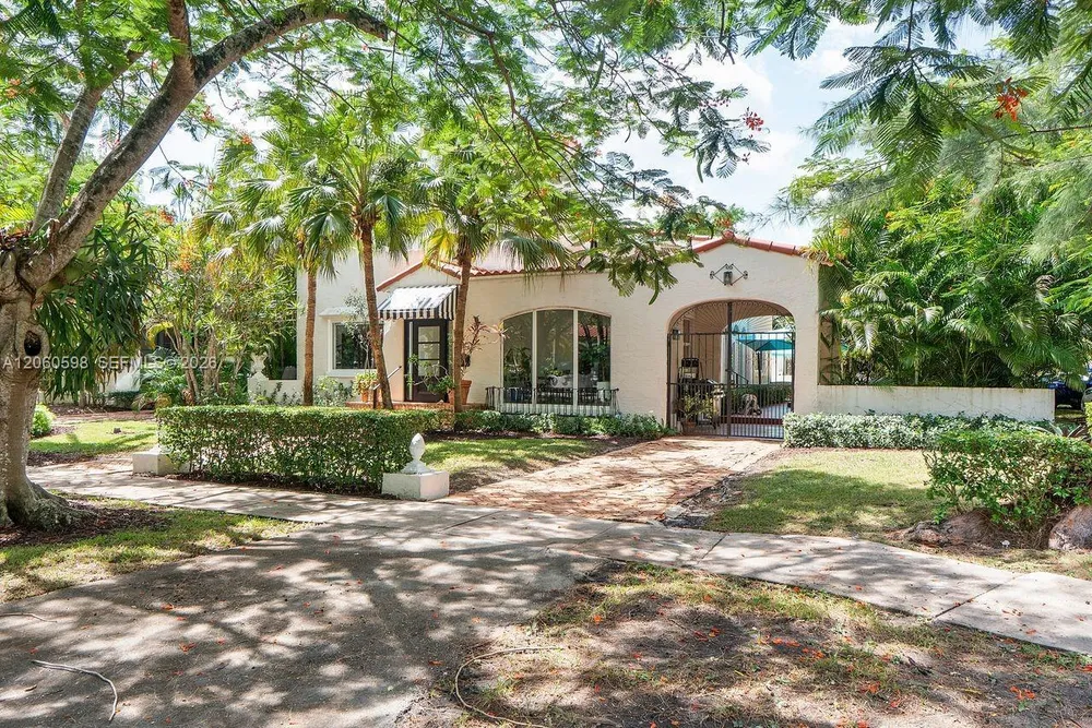 1042 Sorolla Ave, Coral Gables, FL 33134