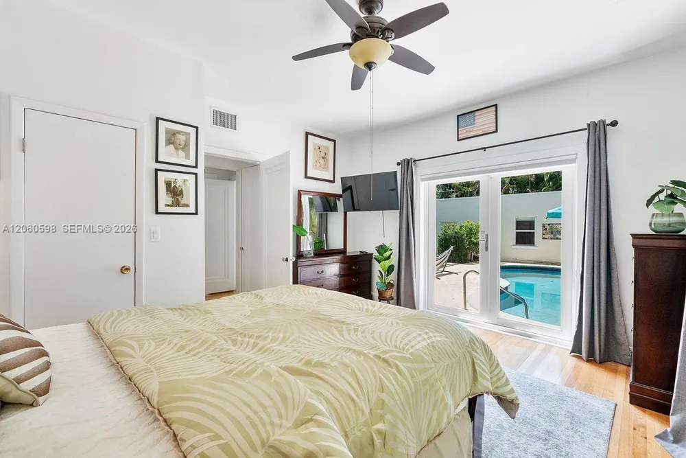 1042 Sorolla Ave, Coral Gables, FL 33134