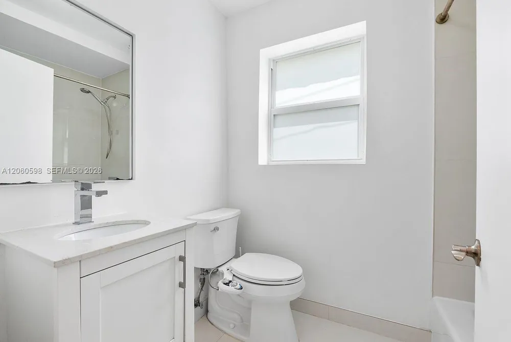 1042 Sorolla Ave, Coral Gables, FL 33134