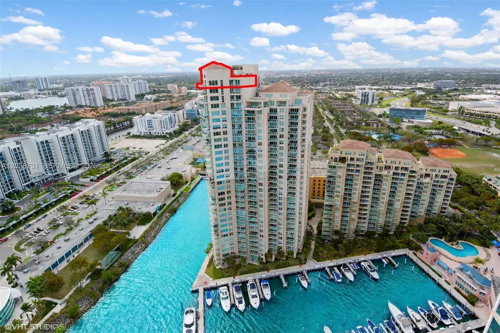 3330 NE 190th St, Aventura, FL 33180