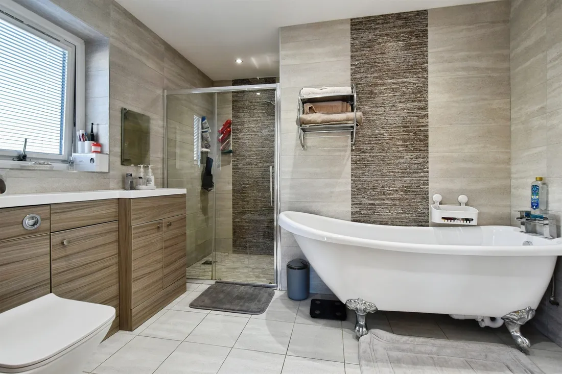 Property photo 33