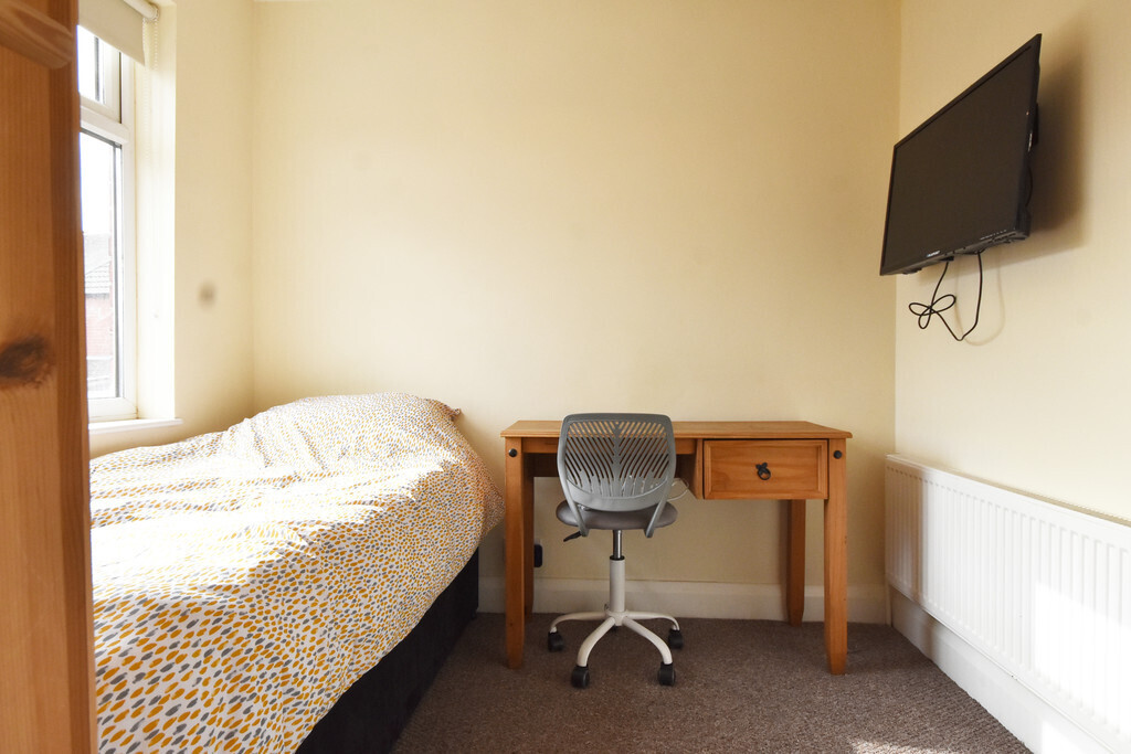 Room 5 of 5, Briton Road, Coventry, CV2 4LF Image 1