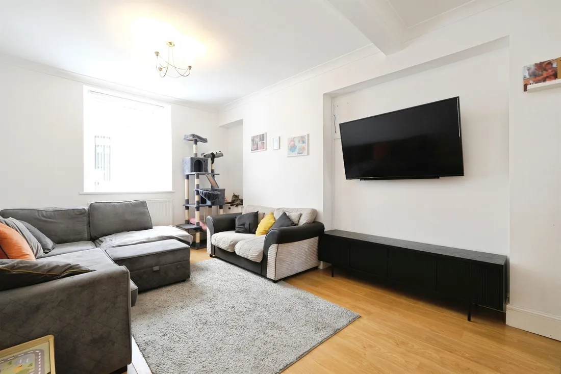Property photo 8