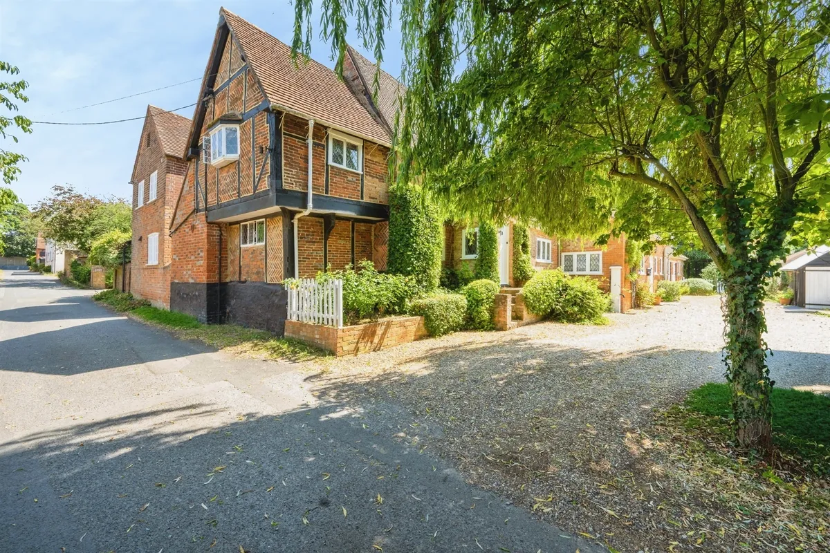 Orchard Lane, Stewkley, Leighton Buzzard