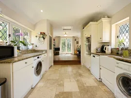 Orchard Lane, Stewkley, Leighton Buzzard thumb 3