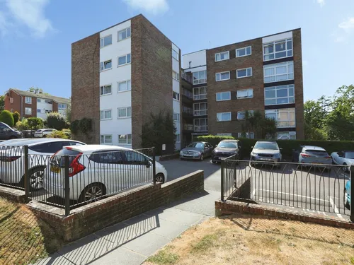 Paddockhall Road, Haywards Heathphoto