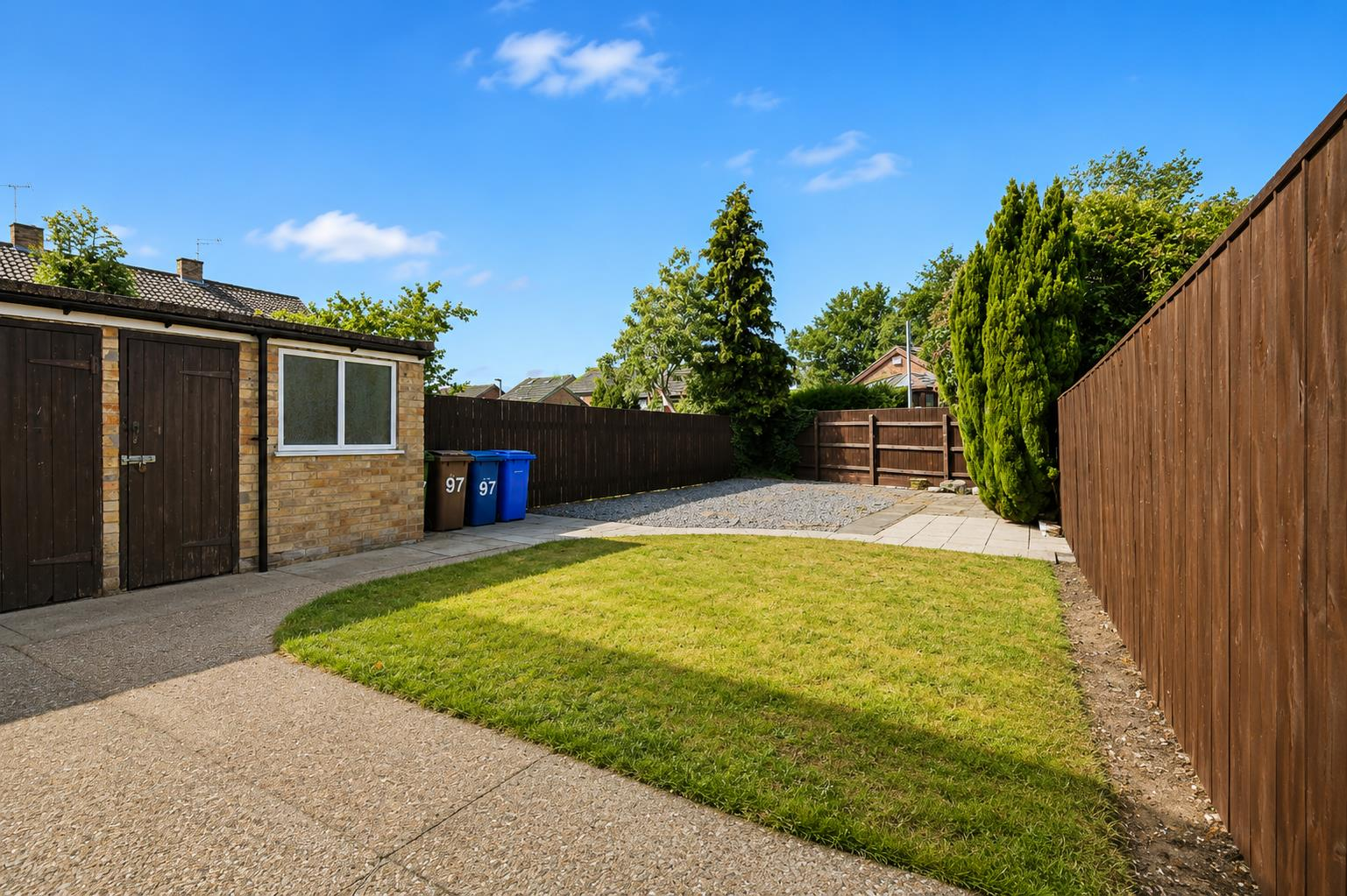 Saffrondale, Anlaby, Hull Image 13