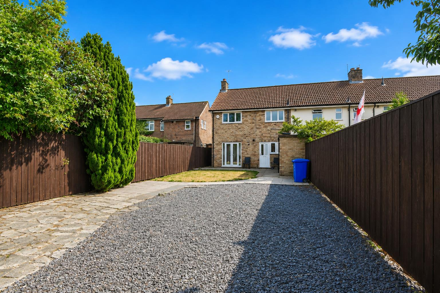 Saffrondale, Anlaby, Hull Image 14