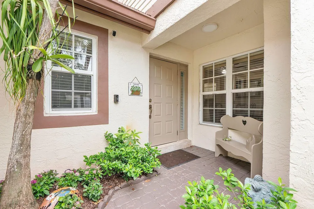 11606 NW 19th Dr, Coral Springs, FL 33071