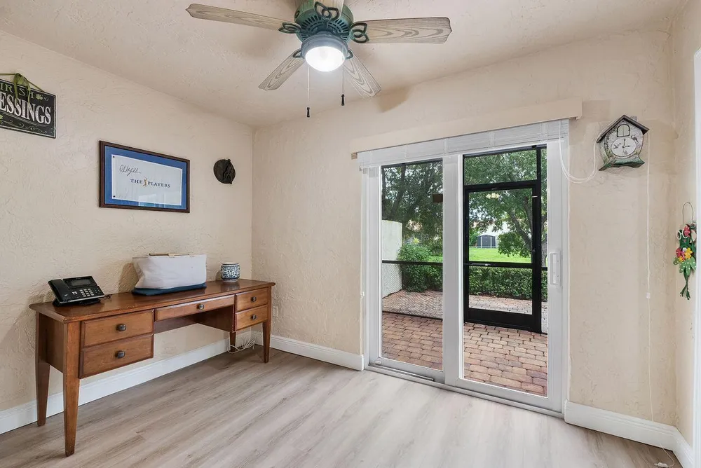 11606 NW 19th Dr, Coral Springs, FL 33071