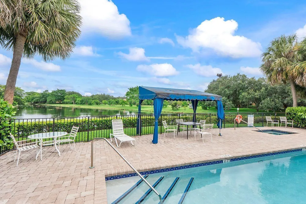 11606 NW 19th Dr, Coral Springs, FL 33071