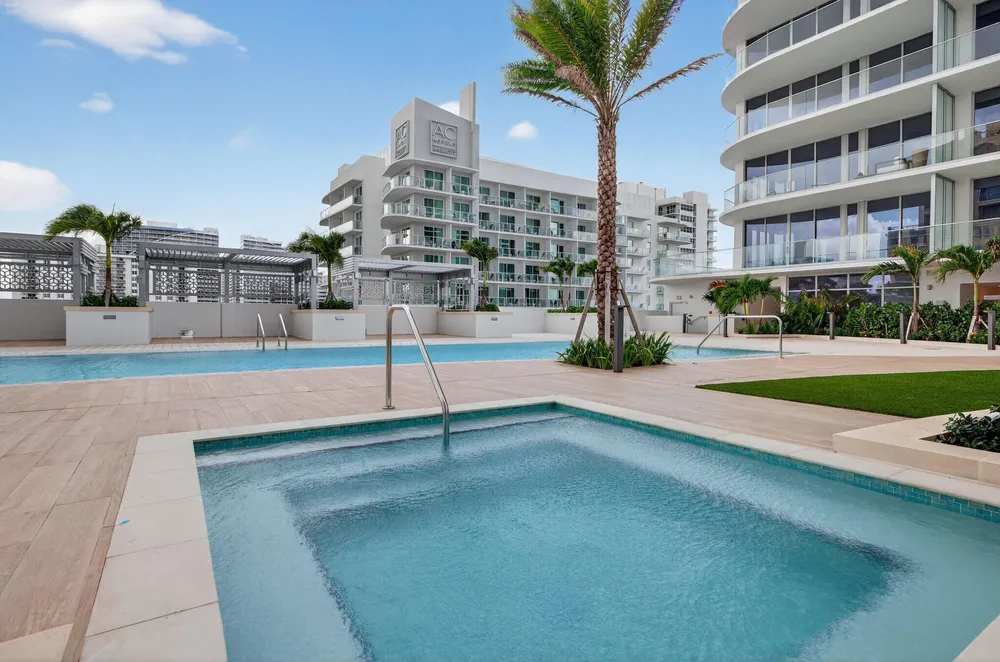 153 N Seabreeze Blvd, Fort Lauderdale, FL 33304