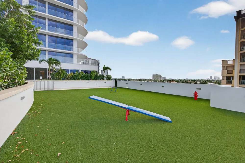 153 N Seabreeze Blvd, Fort Lauderdale, FL 33304