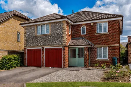 Dumville Drive, Godstone, RH9