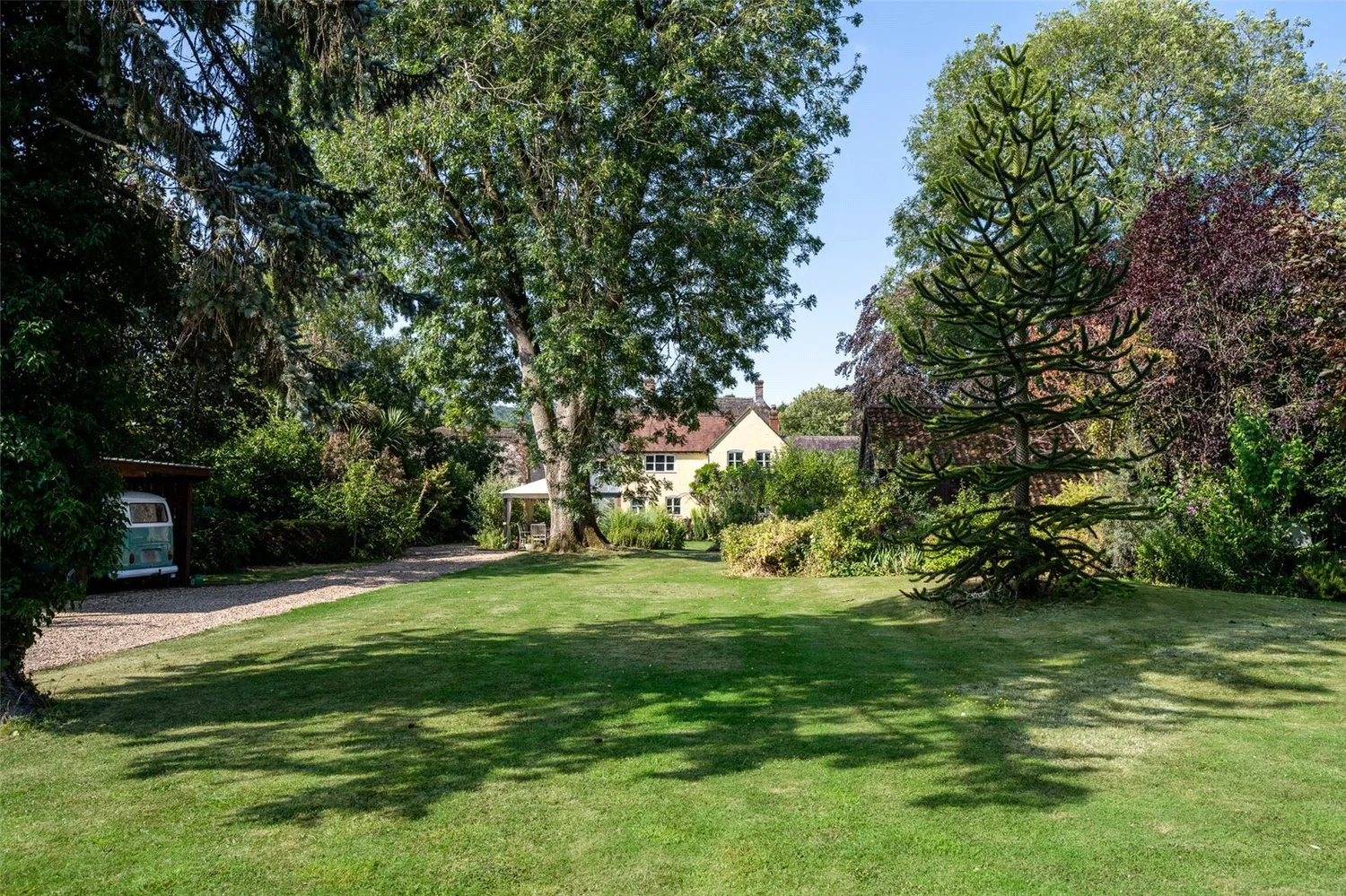 Blandford Road, Shillingstone, DT11 photo 3